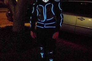Genial traje Mr. Roboto LED para Android