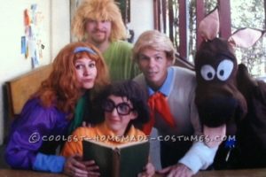 El mejor disfraz casero de Halloween de Scooby-Doo y la pandilla