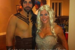 Impresionantes disfraces de parejas de Halloween: Daenerys Targaryen y Khal Drogo