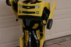 Increíble DIY Transforming Bumblebee Transforming Disfraz de Halloween