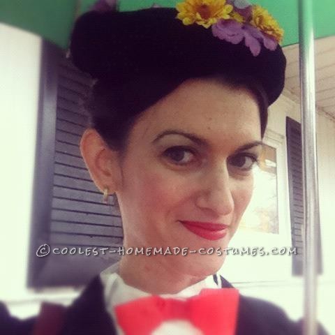 Disfraz DIY de última hora de Mary Poppins (¡no costó ni un centavo!)