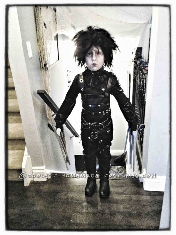 Disfraz de Halloween de Edward Scissorhands hecho en casa épico para niño