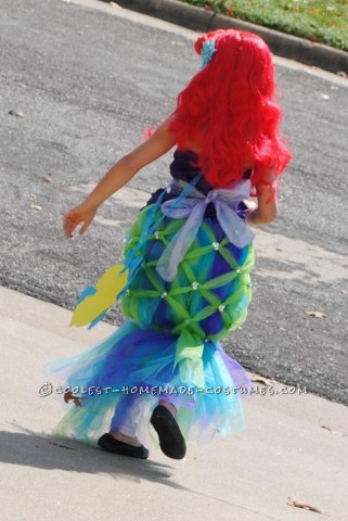 El disfraz de niña de Halloween más genial: Ariel