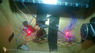 Traje de robot asesino Candy 3000