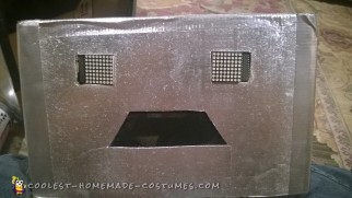 Traje de robot asesino Candy 3000