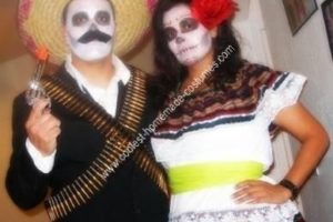 El disfraz casero más chulo para una pareja Dia De Los Muertos