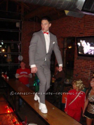 Pee Wee Herman fue una idea que se me ocurrió para Halloween en 2011.  Traté de pensar en algo no solo divertido e inteligente, sino también algo que pudiera