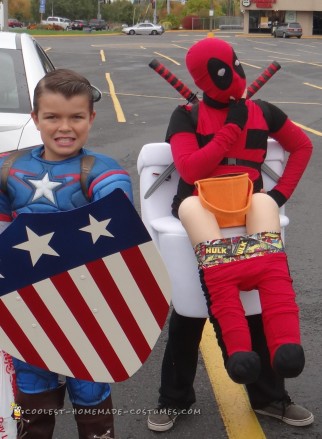 Deadpool en traje de ilusión de baño