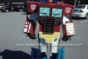 El mejor disfraz casero de Optimus Prime