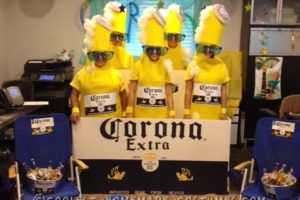 Coolest Corona Disfraz de grupo de Halloween de 6 piezas