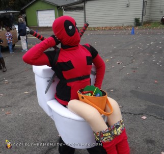 Deadpool en traje de ilusión de baño