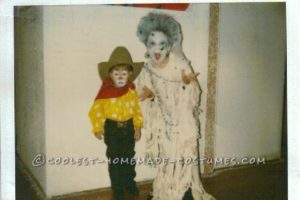 Disfraces caseros de fantasmas y payasos de rodeo