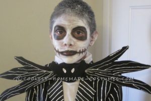 Disfraz casero de Halloween de Jack Skellington para niño