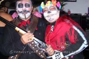 El día más chulo de las parejas muertas disfrazadas de Halloween