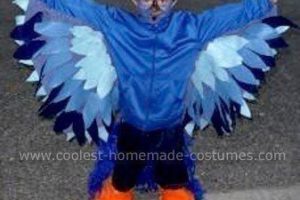 El disfraz casero de Halloween de pájaro azul más genial