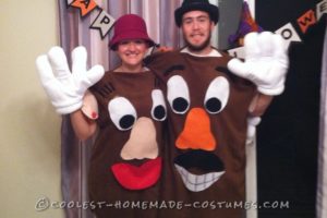 El disfraz casero de Halloween para parejas Mr. and Mrs. Potato Head más genial