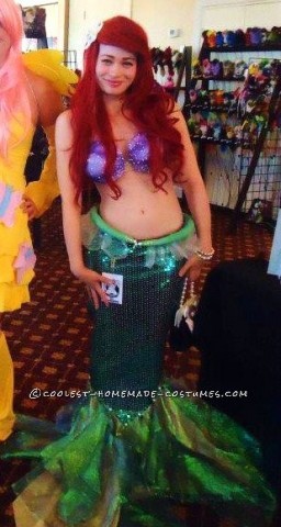 El disfraz de Halloween más genial de Ariel La Sirenita