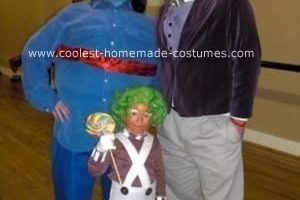 El disfraz familiar casero más genial de Willy Wonka, Oompa Loompa y Violet Beauregard