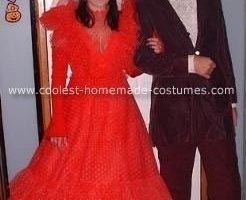 El mejor disfraz de boda de Beetlejuice y Lydia