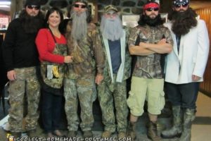 Genial disfraz de la familia Duck Dynasty