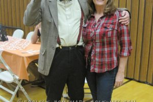 Genial disfraz de pareja adulta de Doctor Who y Amy Pond