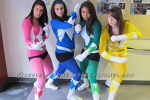 Impresionante traje de grupo Go Go Power Rangers