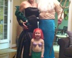 Increíbles Disfraces de Halloween DIY de La Sirenita: Ariel, su papá y la malvada bruja del mar Úrsula