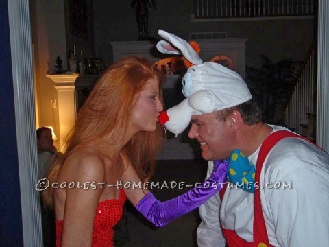Jessica casera de un disfraz de Roger Rabbit
