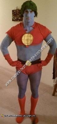 Idea de disfraz de Capitán Planeta DIY para Halloween