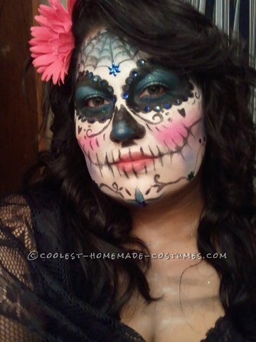 Necesitaba algo simple para Halloween (último minuto) No me di cuenta de que nunca obtuve la imagen completa hasta el día siguiente.  Acabo de usar una falda larga de encaje negro