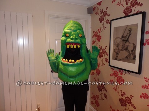 Slimer casero de un disfraz de Cazafantasmas
