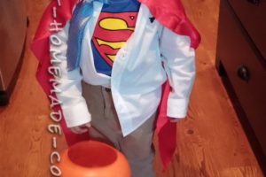 Super lindo disfraz de Halloween de Clark Kent