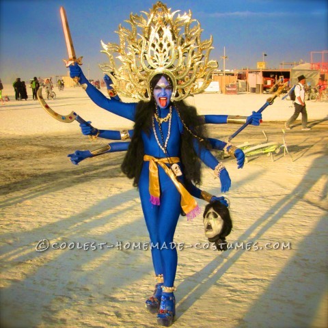 Trajes de la diosa hindú Kali y del dios Shiva