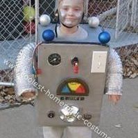 Genial disfraz de robot de Halloween