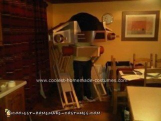 Robot casero ED 209 Idea de disfraz de Halloween
