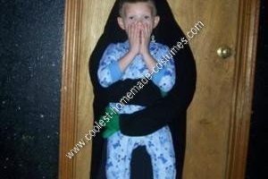 La mejor idea casera de disfraces de Halloween de abducción alienígena hecha en casa