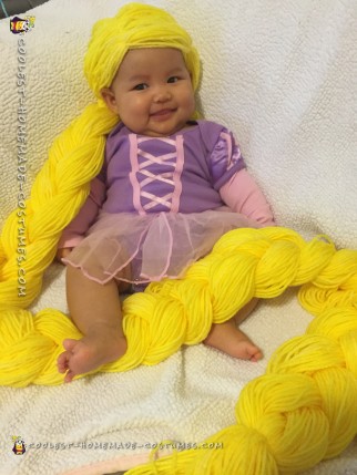 El disfraz de Rapunzel más lindo para bebé y papá