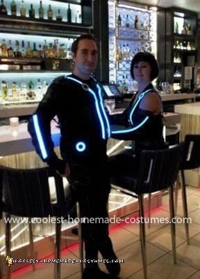 Disfraz casero para pareja Tron