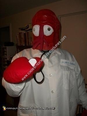 Disfraz casero de Leela y Zoidburg de una pareja de Futurama para Halloween
