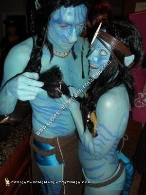 Idea de disfraz de Halloween para una pareja en casa