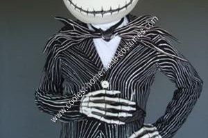 La mejor idea de disfraz de Halloween de Jack Skellington DIY