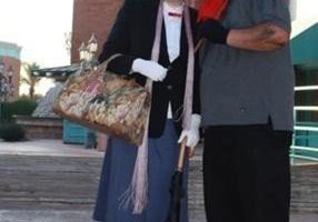 El disfraz más genial para un par de Mary Poppins y Bert