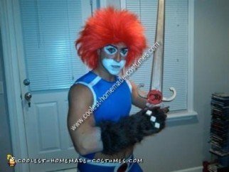 Lion-O y Cheetah caseros de un disfraz de pareja de Halloween para Thunder Cats