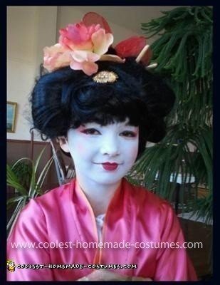 El disfraz de geisha más cool de la casa para niña
