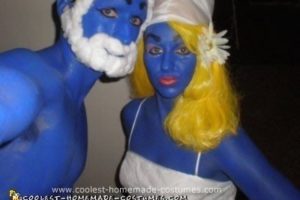 Los mejores disfraces caseros de Pitufina y Papá Pitufo para Halloween para adultos