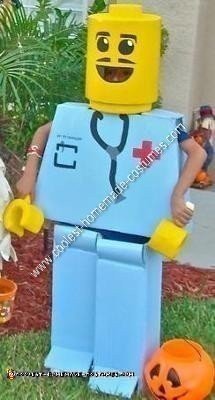 Idea de disfraz de Halloween de Mr. Legoman DIY