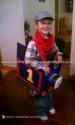 Disfraz casero de Thomas la locomotora