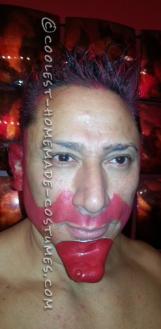 Genial traje del Señor de las tinieblas