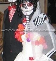 El disfraz más cool para una pareja adulta Dia de Los Muertos