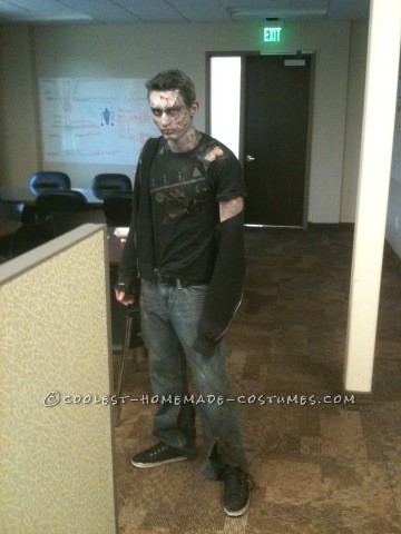 Maquillaje y disfraz de zombie 